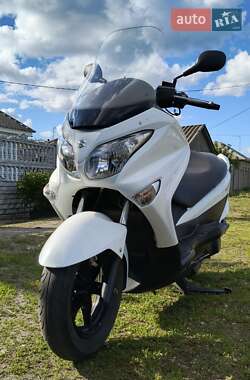Макси-скутер Suzuki Burgman 200 2017 в Конотопе