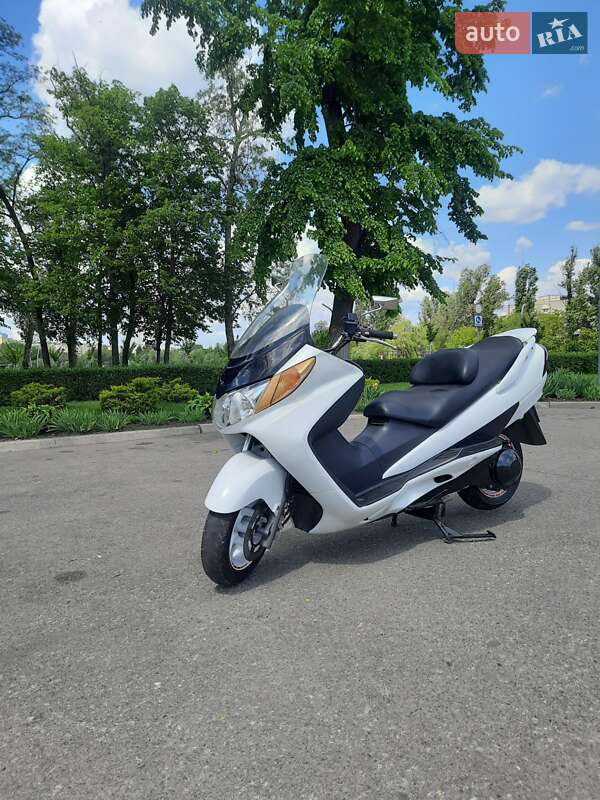 Макси-скутер Suzuki Burgman 400 2010 в Краматорске