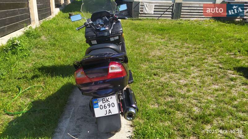 Макси-скутер Suzuki Burgman 400 2007 в Нетешине