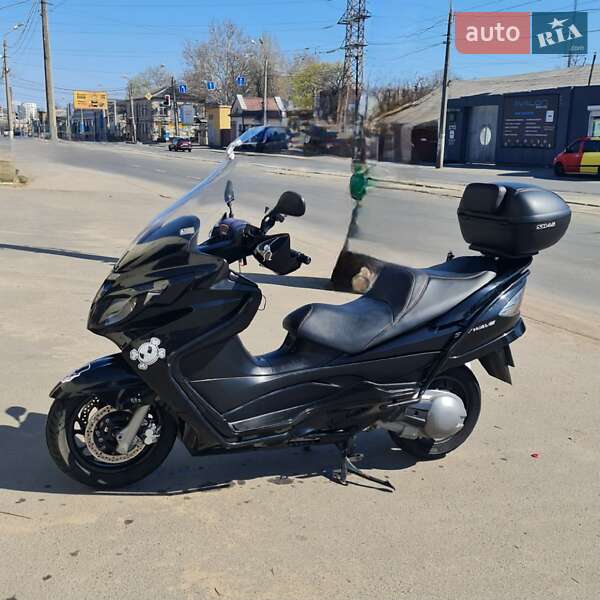 Макси-скутер Suzuki Burgman 400 2009 в Одессе фото 5 Макси-скутер Suzuki Burgman 400 2009 в Одессе