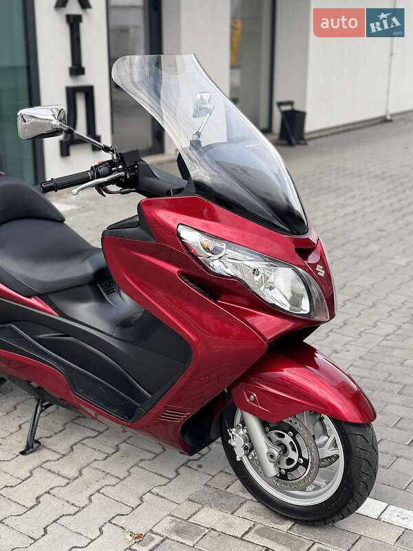 Макси-скутер Suzuki Burgman 400 2008 в Ровно
