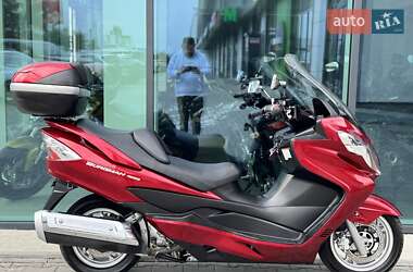 Максі-скутер Suzuki Burgman 400 2008 в Рівному