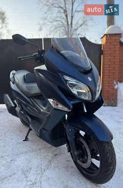 Макси-скутер Suzuki Burgman 400 2021 в Сновске