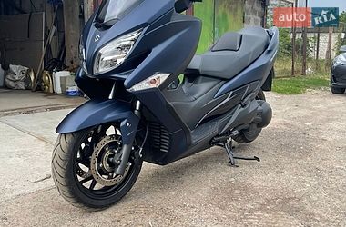 Макси-скутер Suzuki Burgman 400 2020 в Харькове