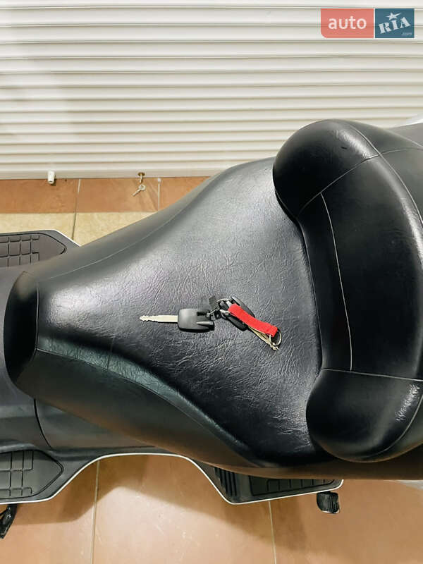 Максі-скутер Suzuki Burgman AN 650 2005 в Києві фото 27 Максі-скутер Suzuki Burgman AN 650 2005 в Києві