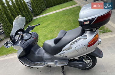 Мотороллер Suzuki Burgman AN 650 2004 в 