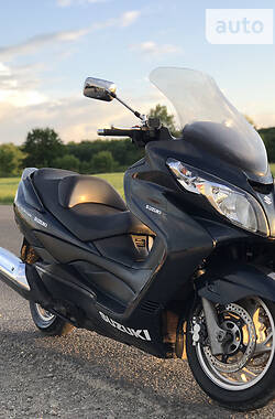 Максі-скутер Suzuki Burgman 2007 в Чорткові