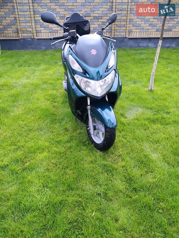 Максі-скутер Suzuki Burgman 2007 в Сарнах