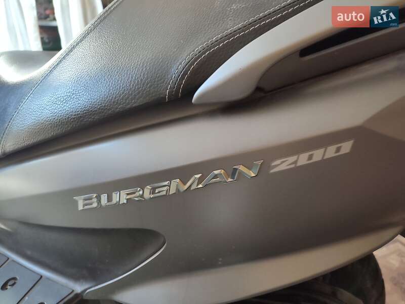 Скутер Suzuki Burgman 2017 в Черноморске