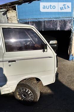 Минивэн Suzuki Carry 1985 в Дубно