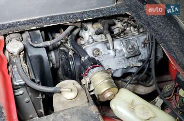 Грузовой фургон Suzuki Carry 1990 в 