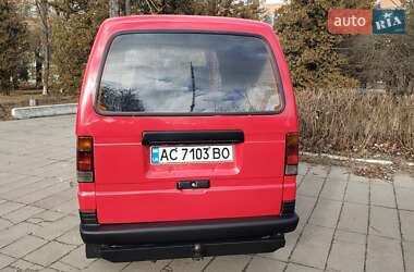 Грузовой фургон Suzuki Carry 1990 в 