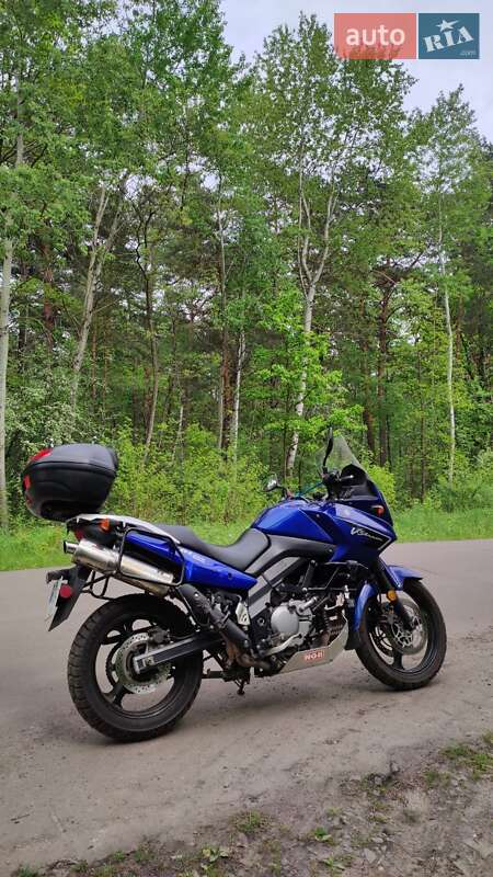 Мотоцикл Туризм Suzuki DL 650 2005 в Шептицькому