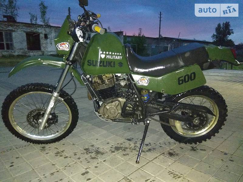Мотоцикл Внедорожный (Enduro) Suzuki DR 250 1995 в Ровно