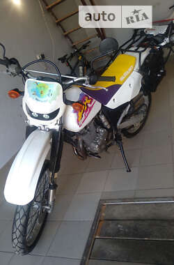 Suzuki 200 deals dr dual sport