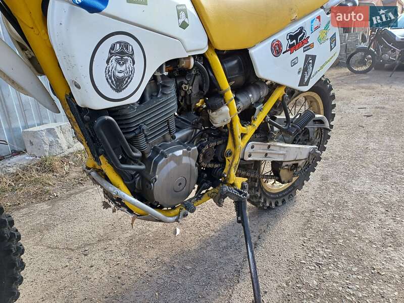 Мотоцикл Позашляховий (Enduro) Suzuki DR 250 1992 в Вінниці фото 4 Мотоцикл Позашляховий (Enduro) Suzuki DR 250 1992 в Вінниці