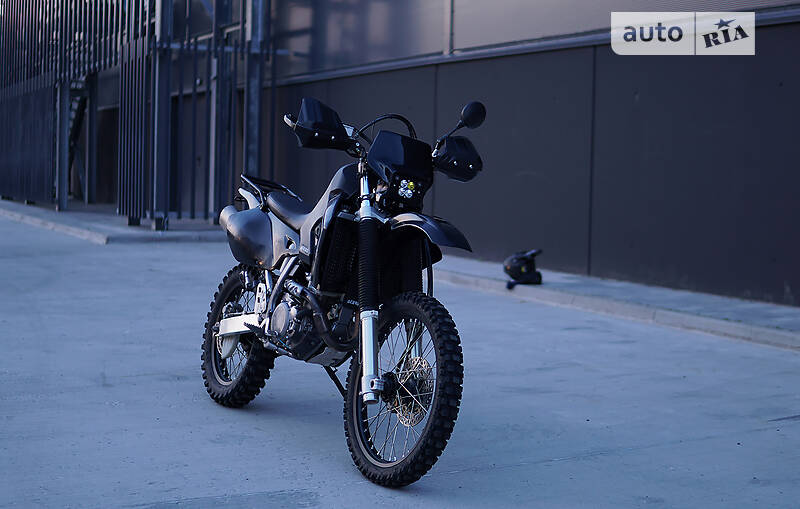 Suzuki DR-Z 400