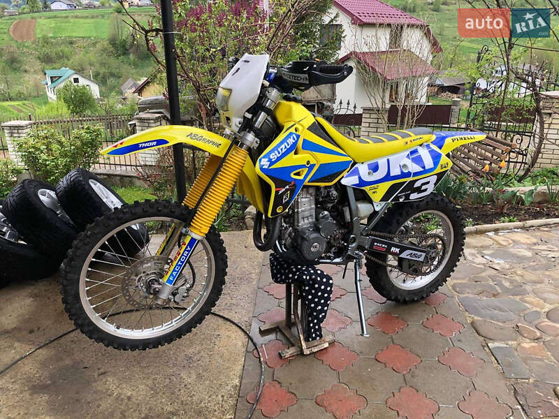 Мотоцикл Кросс Suzuki DR-Z 400 2004 в Долине фото Мотоцикл Кросс Suzuki DR-Z 400 2004 в Долине