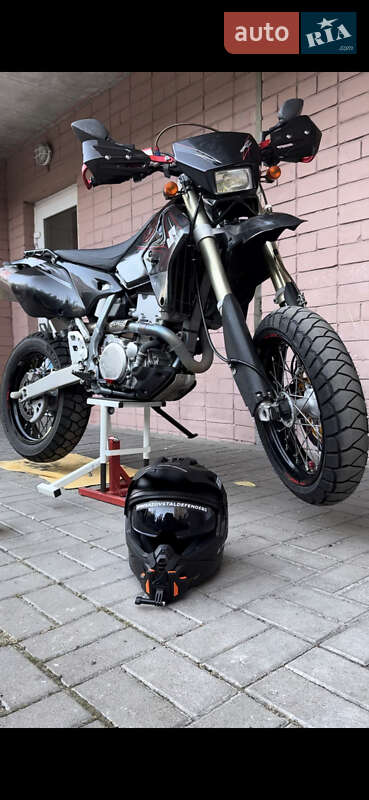 Мотоцикл Супермото (Motard) Suzuki DR-Z 400SM 2008 в 