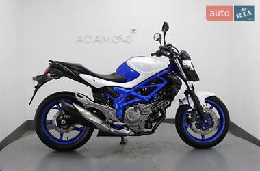 Мотоцикл Без обтекателей (Naked bike) Suzuki Gladius 400 2010 в Гнивани