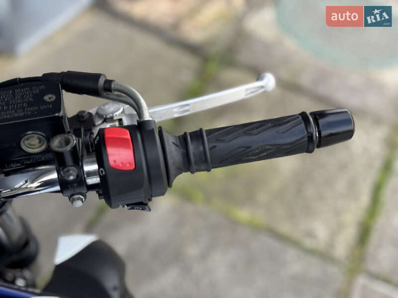 Мотоцикл Без обтікачів (Naked bike) Suzuki Gladius 400 2012 в Львові