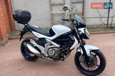 Мотоцикл Без обтекателей (Naked bike) Suzuki Gladius 400 2010 в Чернигове