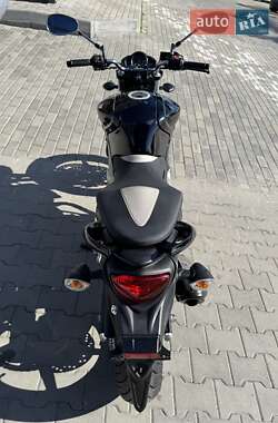 Мотоцикл Без обтекателей (Naked bike) Suzuki Gladius 650 2010 в 