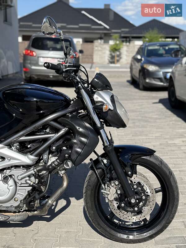 Мотоцикл Без обтекателей (Naked bike) Suzuki Gladius 650 2010 в Ровно фото 14 Мотоцикл Без обтекателей (Naked bike) Suzuki Gladius 650 2010 в Ровно