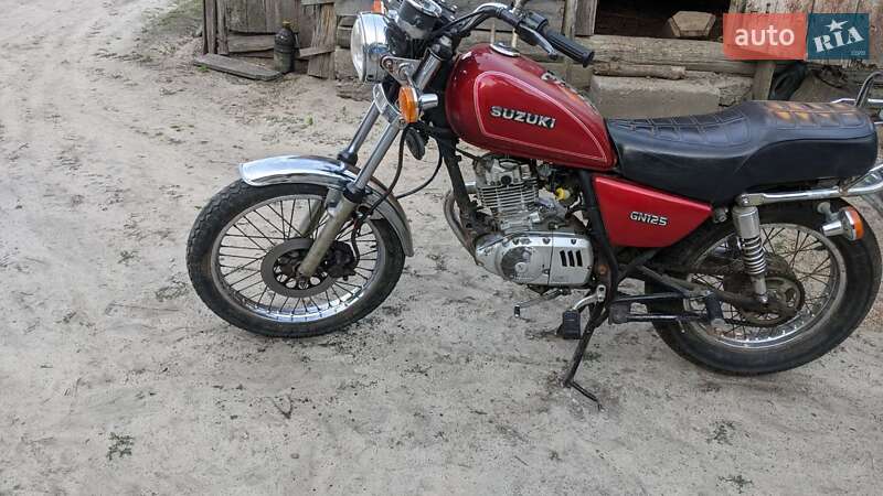 Мотоцикл Чоппер Suzuki GN 125 2013 в Ровно