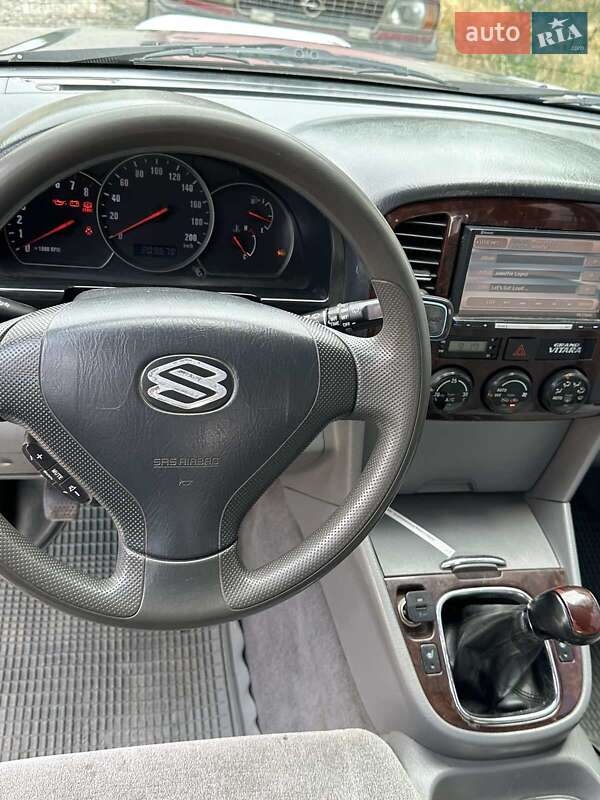 Позашляховик / Кросовер Suzuki Grand Vitara XL7 2005 в Ізмаїлі