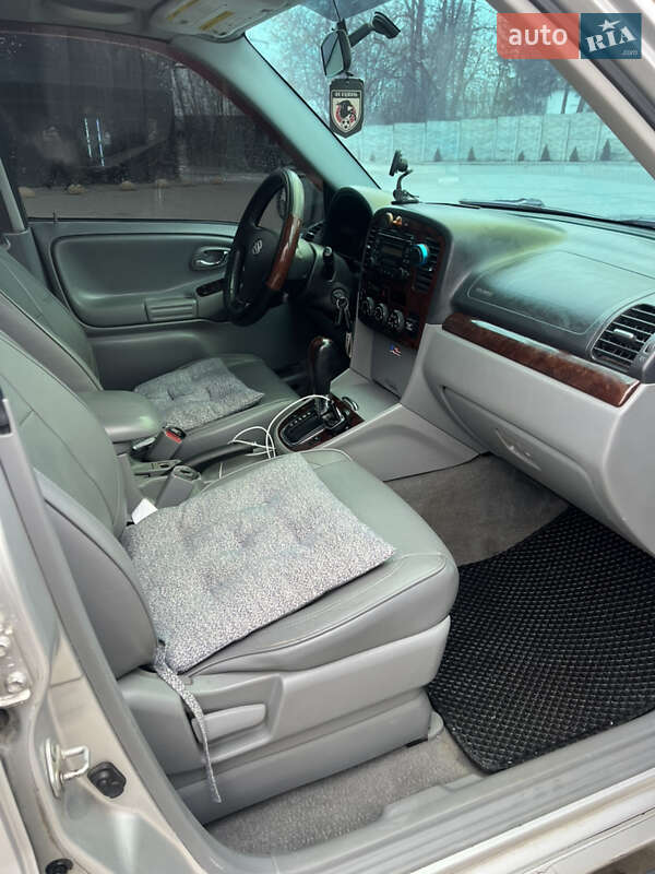 Позашляховик / Кросовер Suzuki Grand Vitara XL7 2005 в Чернівцях фото 6 Позашляховик / Кросовер Suzuki Grand Vitara XL7 2005 в Чернівцях