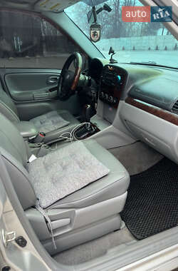 Позашляховик / Кросовер Suzuki Grand Vitara XL7 2005 в 