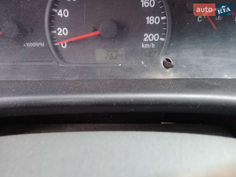 Внедорожник / Кроссовер Suzuki Grand Vitara XL7 2002 в Золочеве фото 2 Внедорожник / Кроссовер Suzuki Grand Vitara XL7 2002 в Золочеве