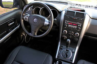 Позашляховик / Кросовер Suzuki Grand Vitara 2008 в 