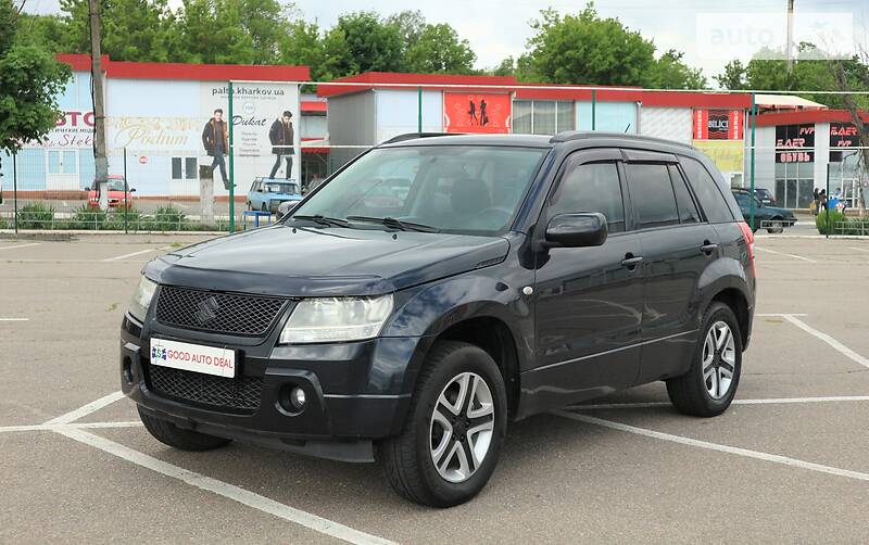 Позашляховик / Кросовер Suzuki Grand Vitara 2006 в 