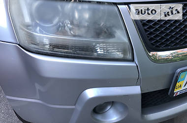 Позашляховик / Кросовер Suzuki Grand Vitara 2006 в 