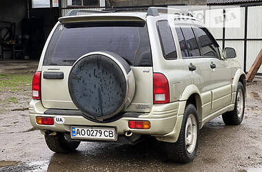 Позашляховик / Кросовер Suzuki Grand Vitara 1999 в Хусті