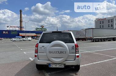 Универсал Suzuki Grand Vitara 2010 в Львове