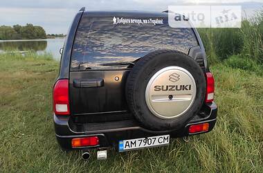 Внедорожник / Кроссовер Suzuki Grand Vitara 2003 в Житомире