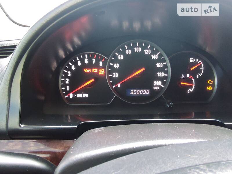 Позашляховик / Кросовер Suzuki Grand Vitara 2003 в Житомирі