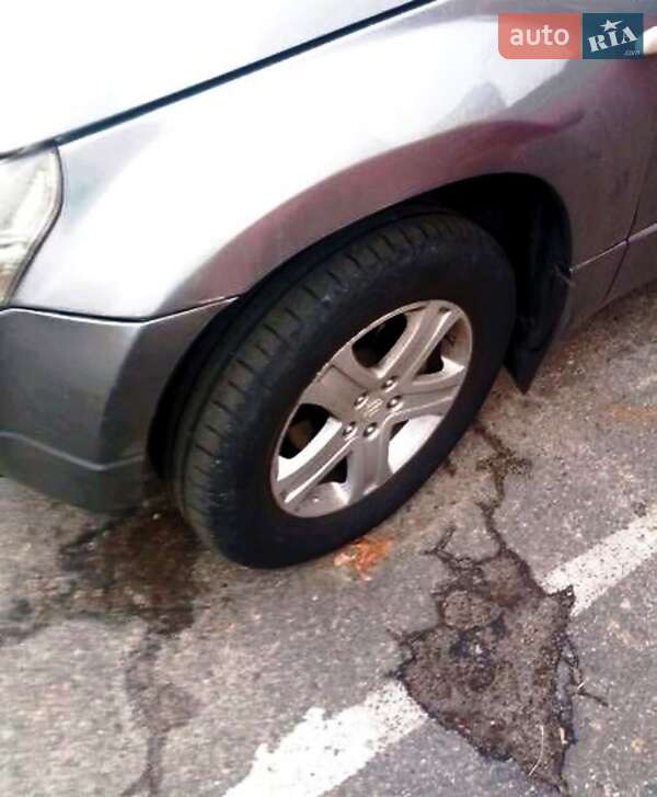 Позашляховик / Кросовер Suzuki Grand Vitara 2008 в Києві