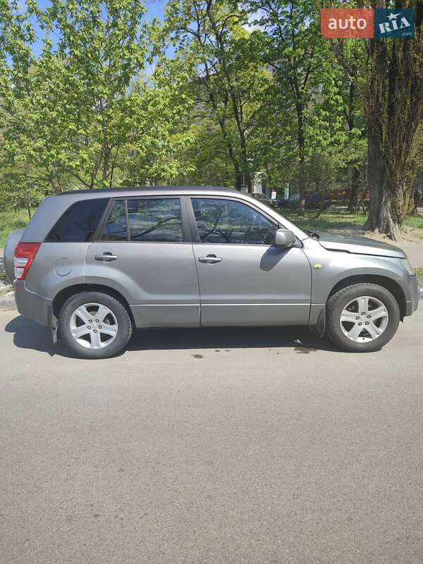 Позашляховик / Кросовер Suzuki Grand Vitara 2008 в Києві