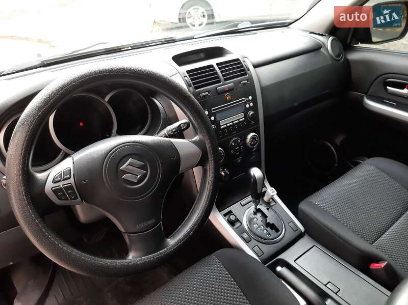 Позашляховик / Кросовер Suzuki Grand Vitara 2006 в Запоріжжі
