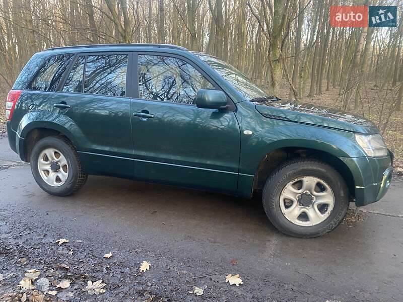 Позашляховик / Кросовер Suzuki Grand Vitara 2007 в Рівному