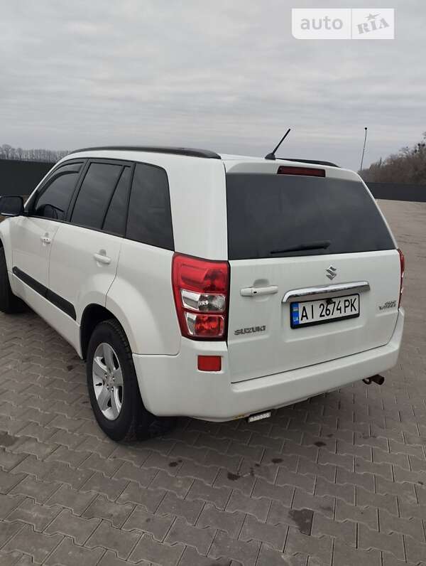 Позашляховик / Кросовер Suzuki Grand Vitara 2010 в Кагарлику