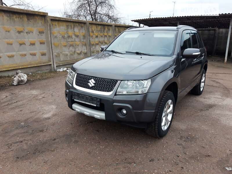 Внедорожник / Кроссовер Suzuki Grand Vitara 2010 в Нежине