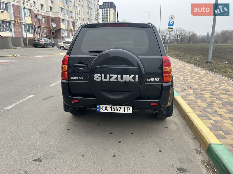 Внедорожник / Кроссовер Suzuki Grand Vitara 2018 в Вишневом