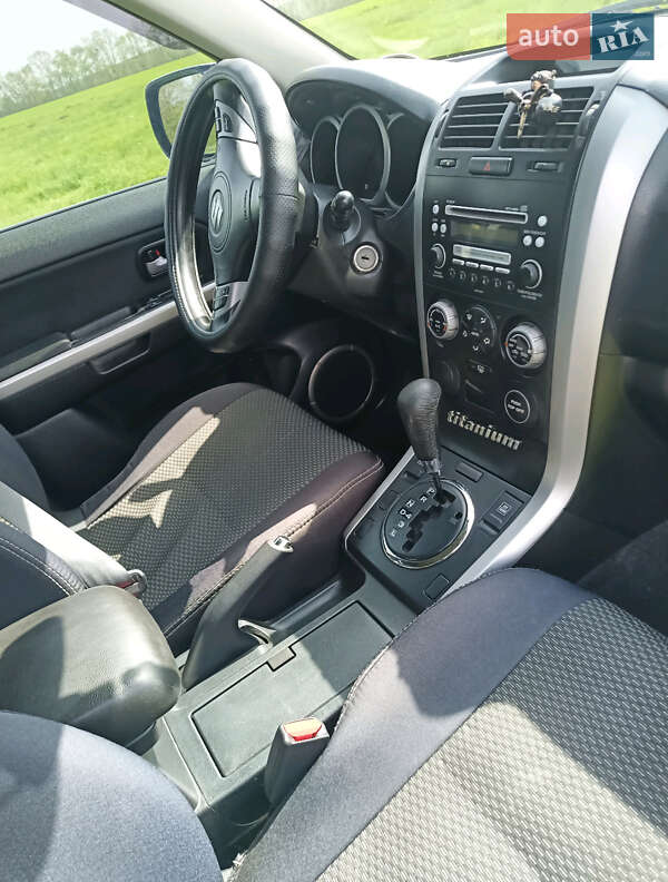 Позашляховик / Кросовер Suzuki Grand Vitara 2006 в Полтаві