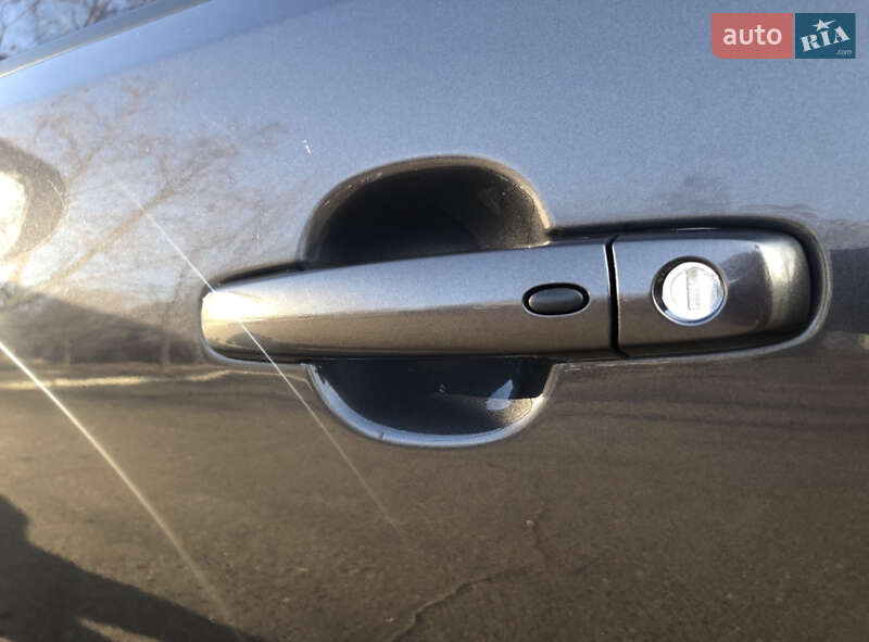 Внедорожник / Кроссовер Suzuki Grand Vitara 2011 в Николаеве