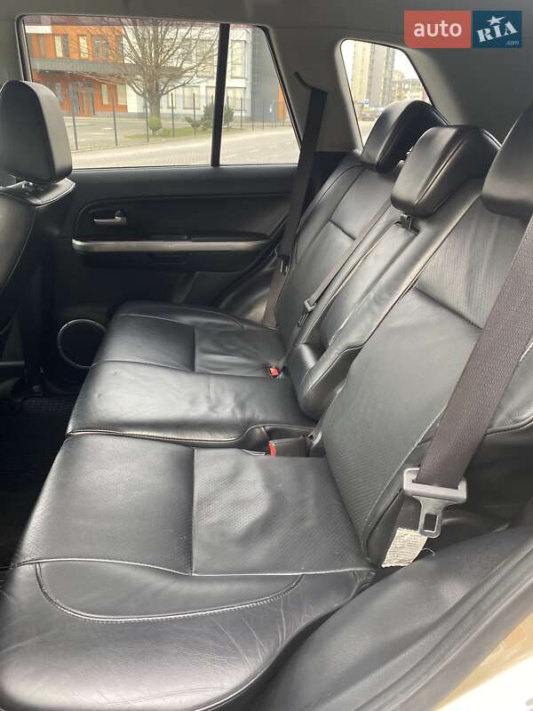Внедорожник / Кроссовер Suzuki Grand Vitara 2006 в Львове